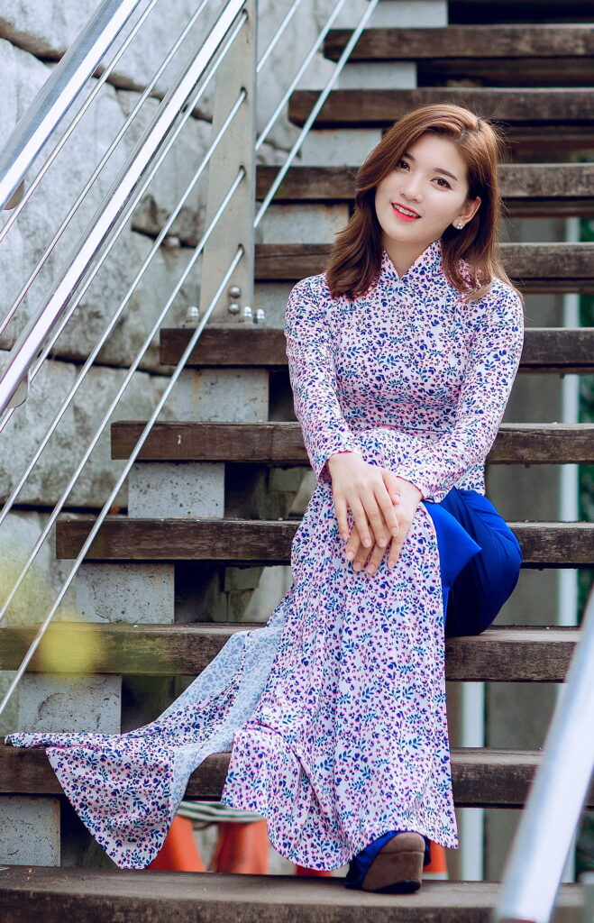 Sitting Beautiful Girl in The World